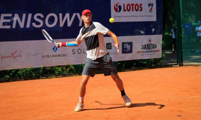 Szymon Kielan powalczy o półfinał