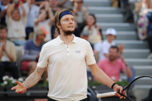 <br />
<b>Warning</b>:  Undefined variable $titleShort in <b>/home/platne/serwer23505/public_html/2019/wp-content/themes/tk/template-parts/home/news.php</b> on line <b>16</b><br />
