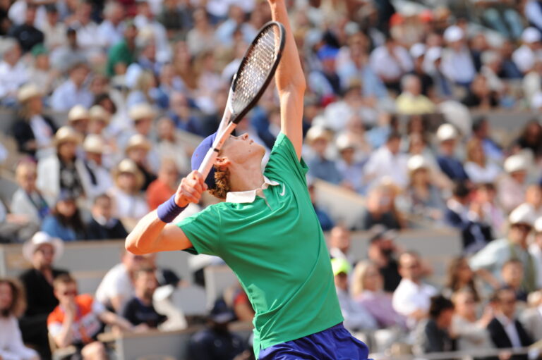 Jodar zatrzymany przez Sinnera, Fils ograł Leheczkę