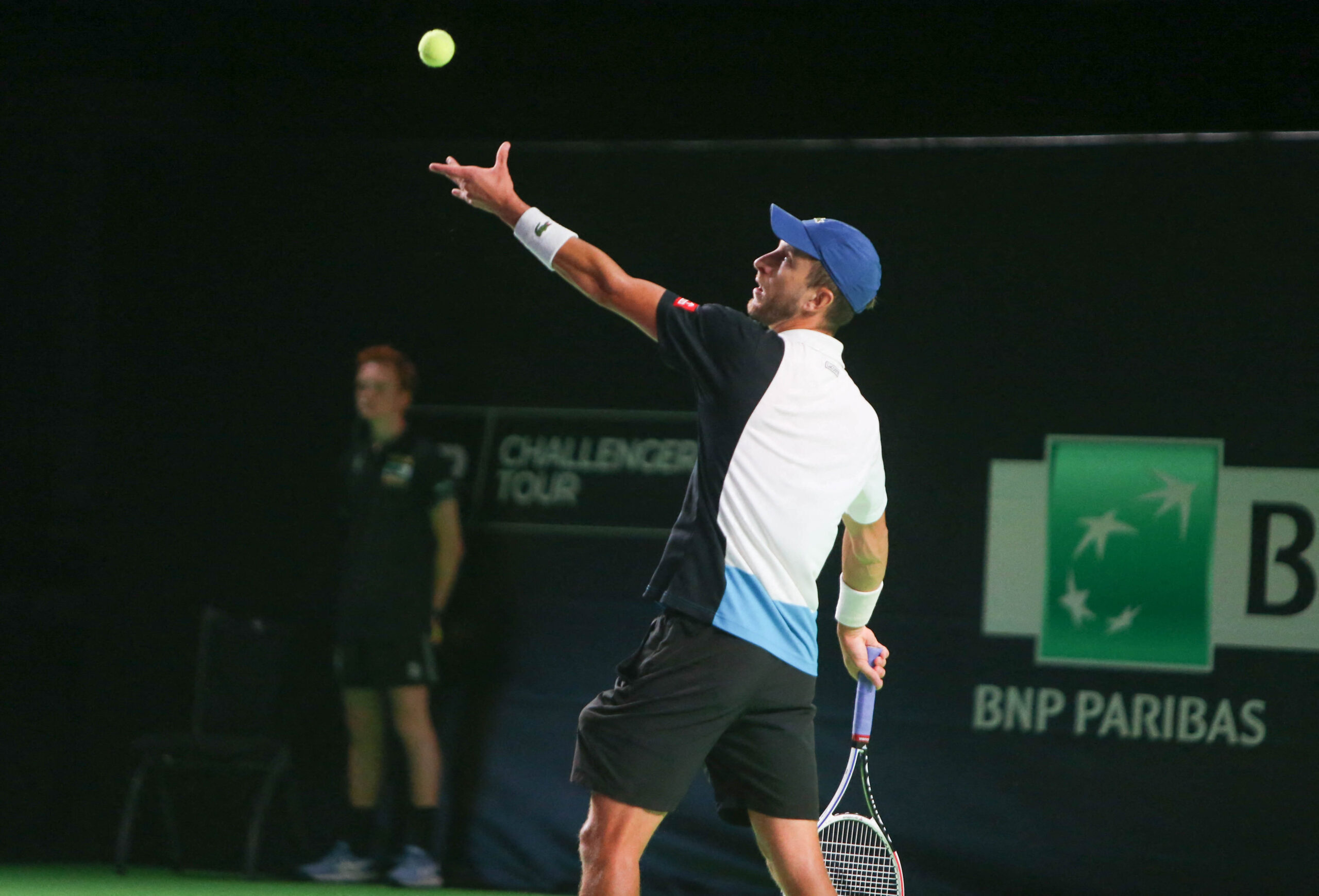 Szanghaj. Filip Peliwo na dobrej drodze do występu w turnieju głównym