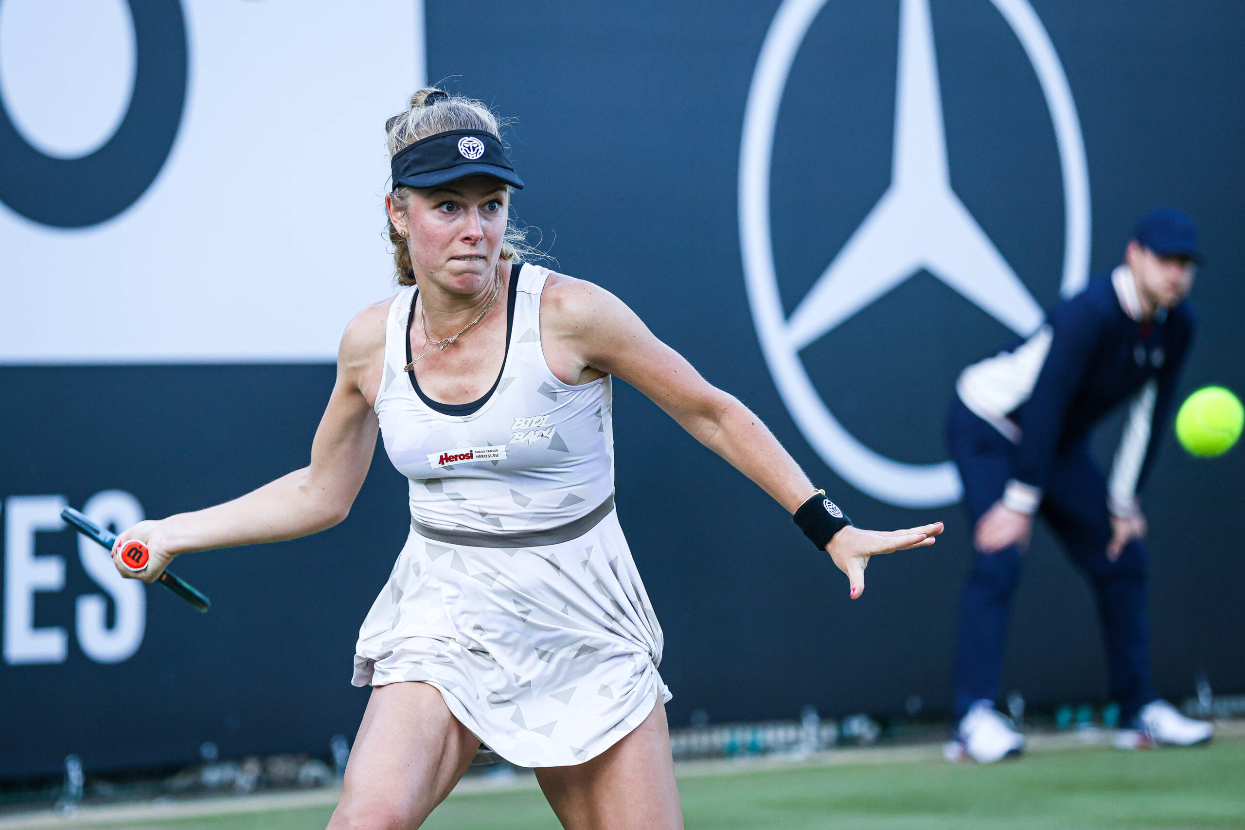 WTA Tour. Mistrzynie wielkoszlemowe pierwszymi rywalkami Magdaleny Fręch i Magdy Linette