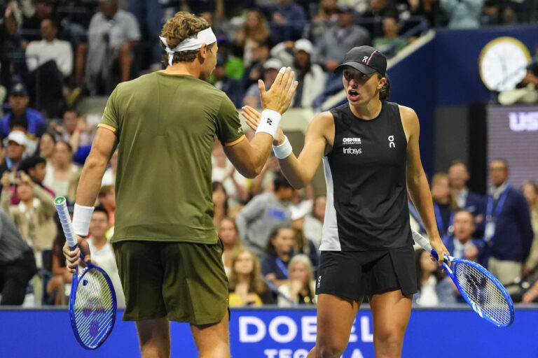 <br />
<b>Warning</b>:  Undefined variable $titleShort in <b>/home/platne/serwer23505/public_html/2019/wp-content/themes/tk/template-parts/home/top.php</b> on line <b>80</b><br />
