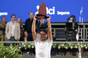 <br />
<b>Warning</b>:  Undefined variable $titleShort in <b>/home/platne/serwer23505/public_html/2019/wp-content/themes/tk/template-parts/home/news.php</b> on line <b>16</b><br />
