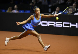 <br />
<b>Warning</b>:  Undefined variable $titleShort in <b>/home/platne/serwer23505/public_html/2019/wp-content/themes/tk/template-parts/home/news.php</b> on line <b>42</b><br />
