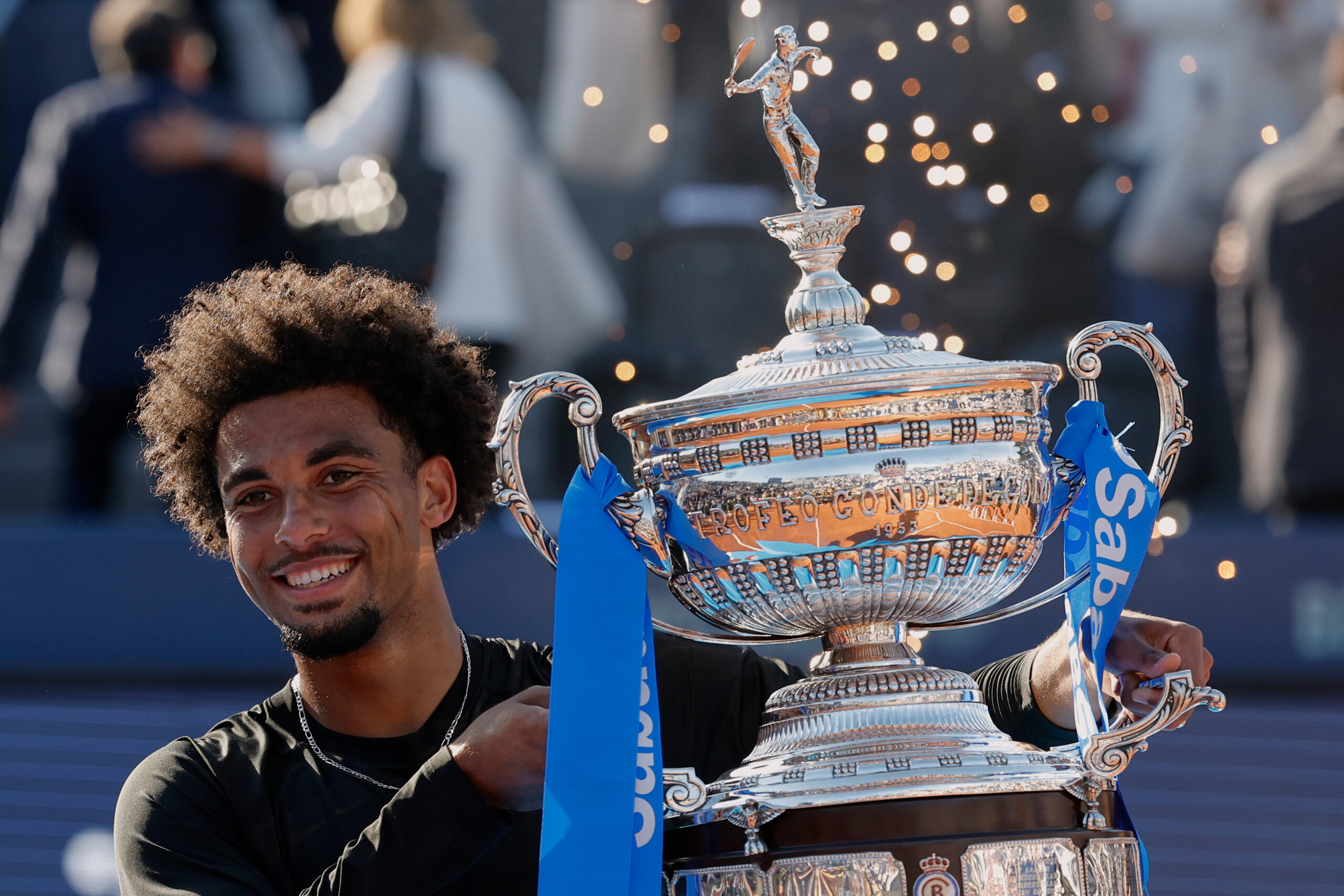 Barcelona. Arthur Fils triumfuje po zaciętym finale
