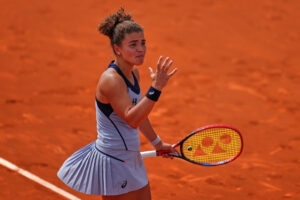 <br />
<b>Warning</b>:  Undefined variable $titleShort in <b>/home/platne/serwer23505/public_html/2019/wp-content/themes/tk/template-parts/home/news.php</b> on line <b>16</b><br />
