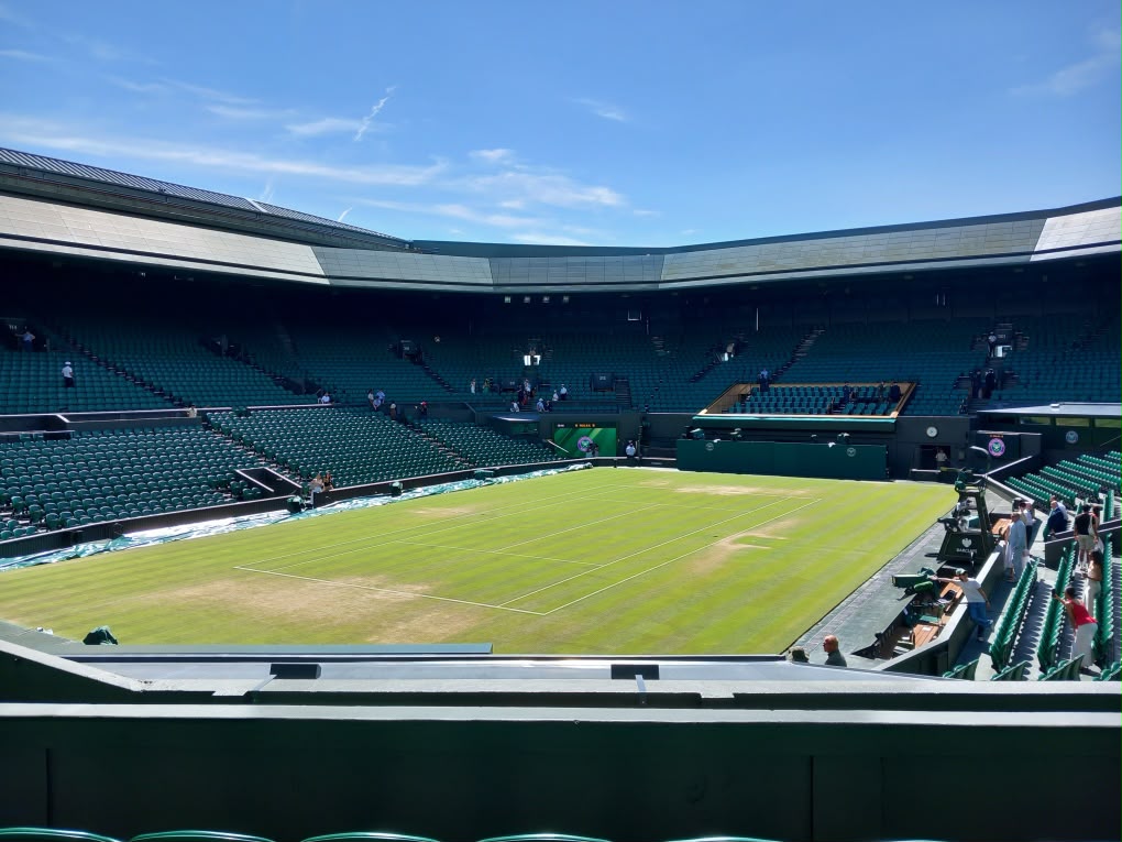 Felieton wimbledoński. Moda jednorazowa