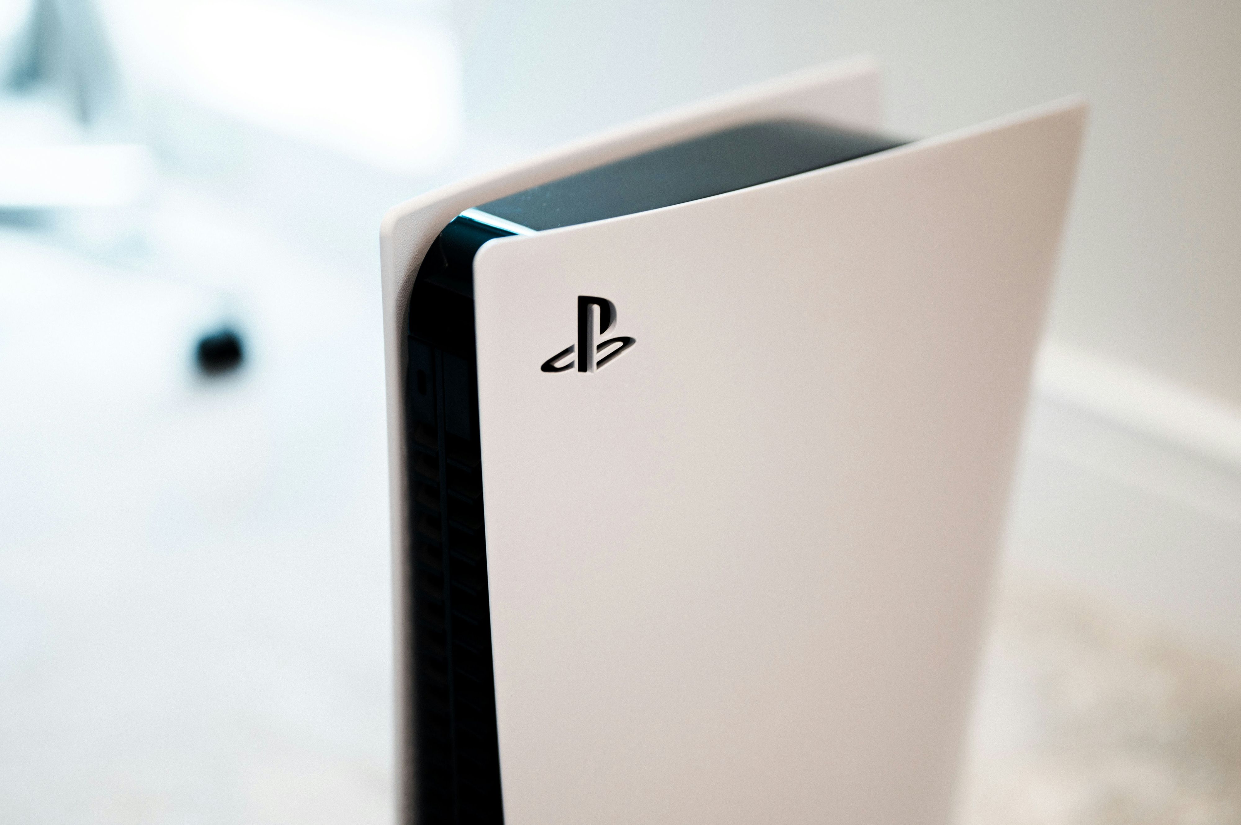 Najciekawsze gry na PS5 dla dzieci w Polsce: tytuły, kategorie wiekowe