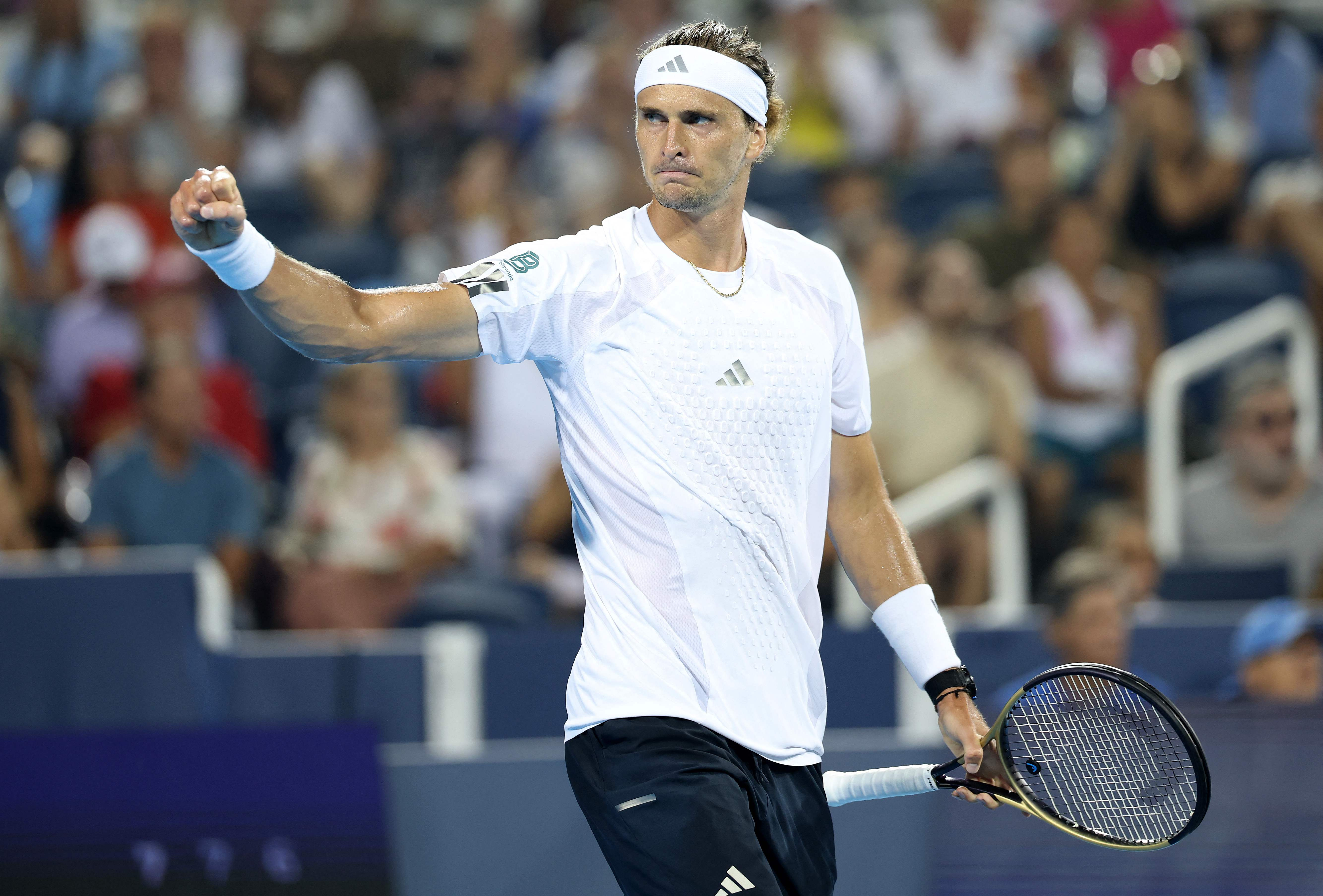 Cincinnati. Awans Zvereva po dwóch tiebreakach