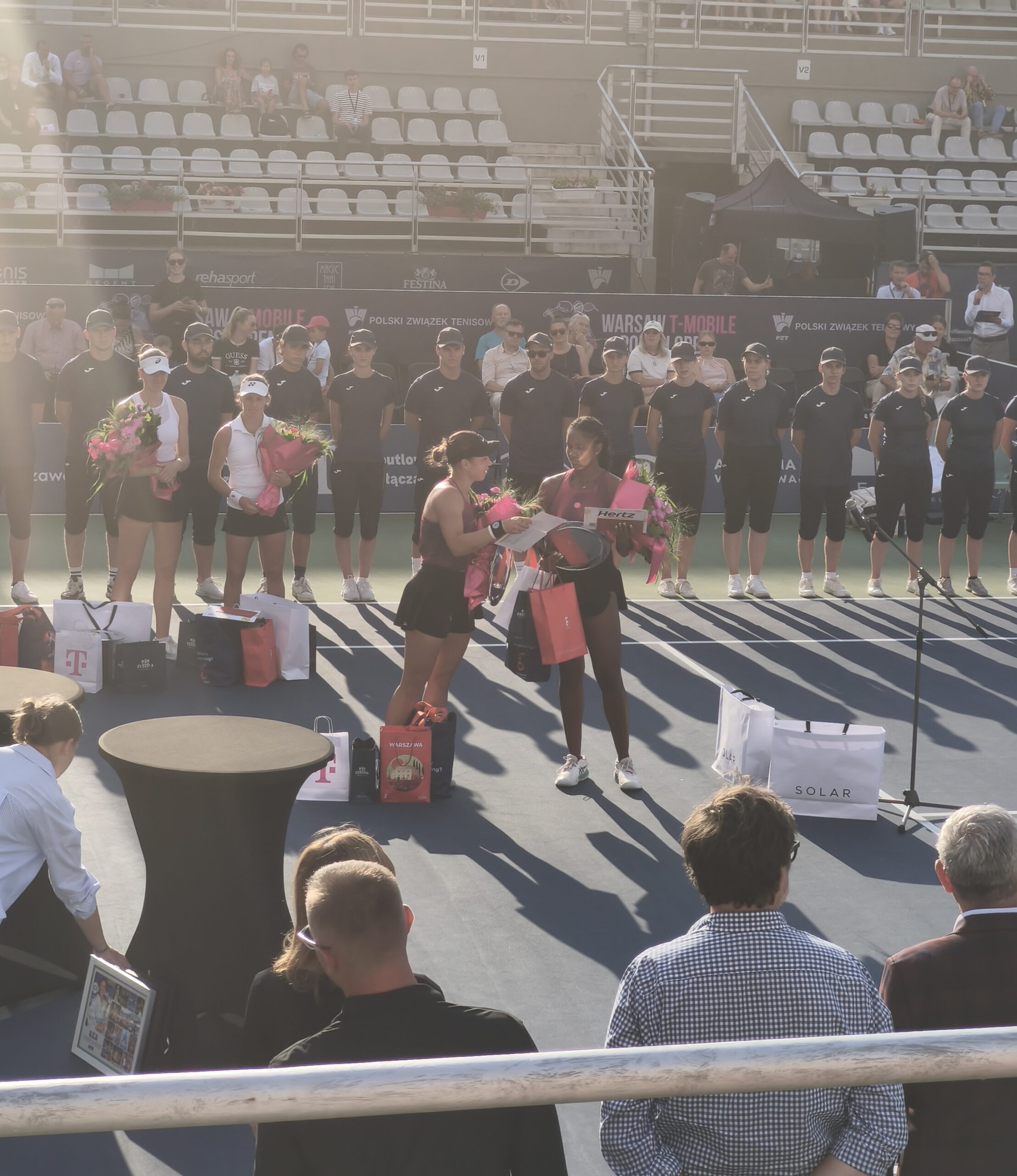 WTA Warsaw T-Mobile Polish Open. Hat-trick Weroniki Falkowskiej, ostatni w karierze mecz Alicji Rosolskiej