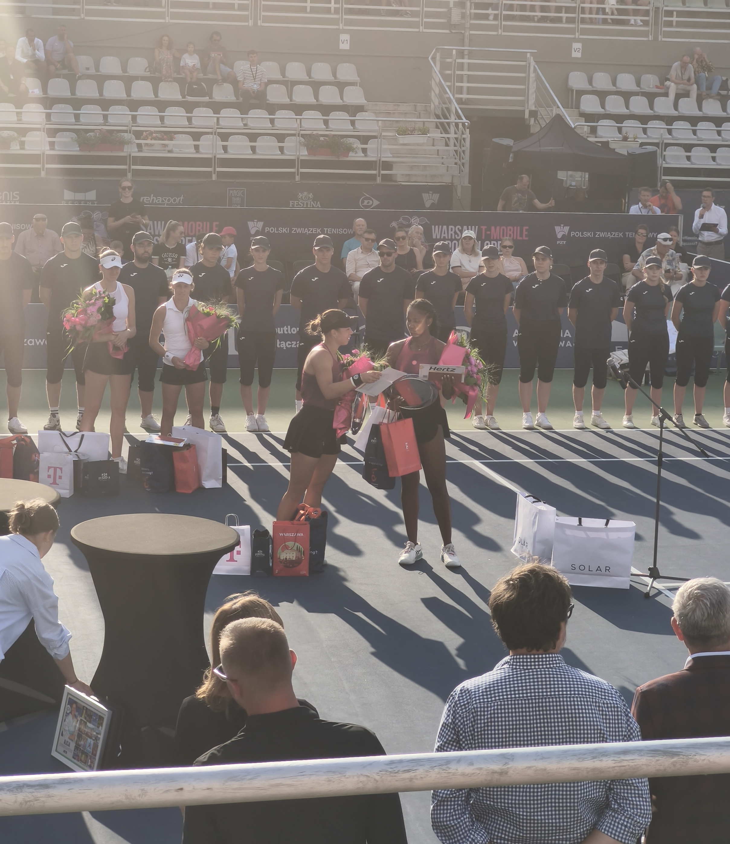 WTA Warsaw T-Mobile Polish Open. Hat-trick Weroniki Falkowskiej, ostatni w karierze mecz Alicji Rosolskiej