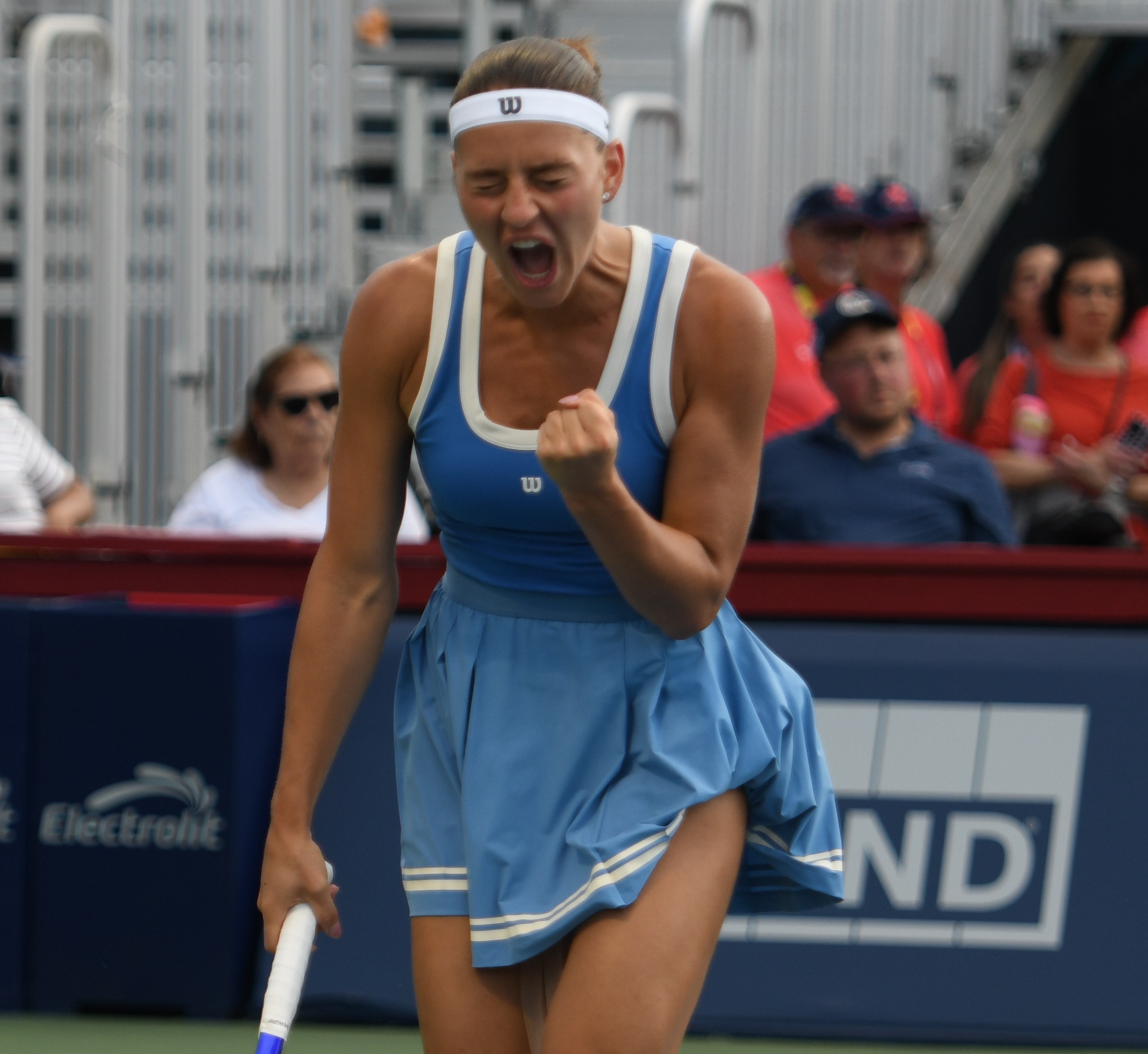 Korespondencja z Toronto. Szybkie zwycięstwa Kostiuk i Sabalenki, wyjątkowy mecz Venus Williams